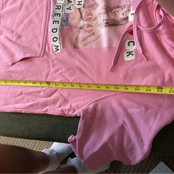 Marc Jacobs x Miley Cyrus Planned Parenthood Hoodie * will donate proceeds* - Picture 8 of 9